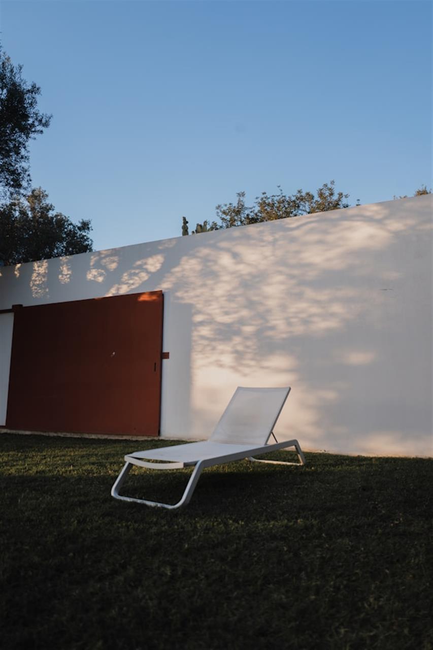 Sådan vælger du den perfekte solseng til din have